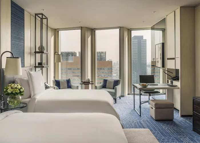 Four Seasons Hotel 5*