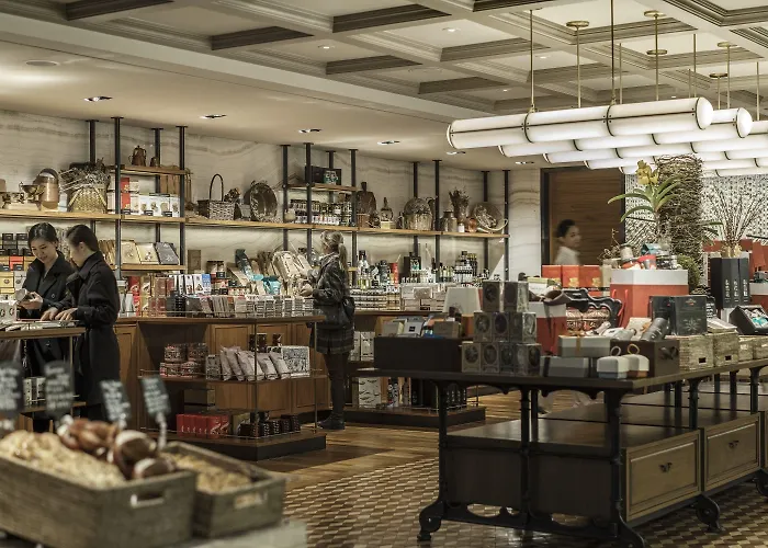 Four Seasons Hotel